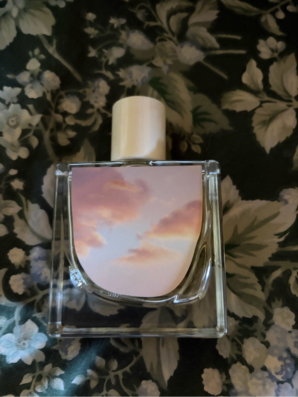Skylar Vanilla Sky Eau de Parfum - Yellow Bottle - Picture 4 of 4